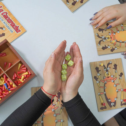 La Cucaracha Magnetica Colombian Board Game